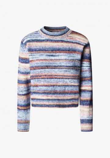 Пуловер в полоску