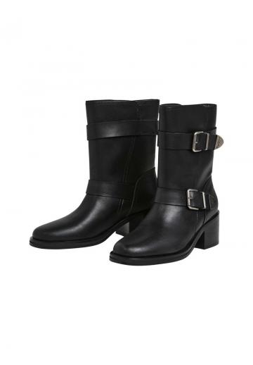 Ковбойские сапожки