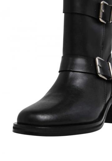 Ковбойские сапожки