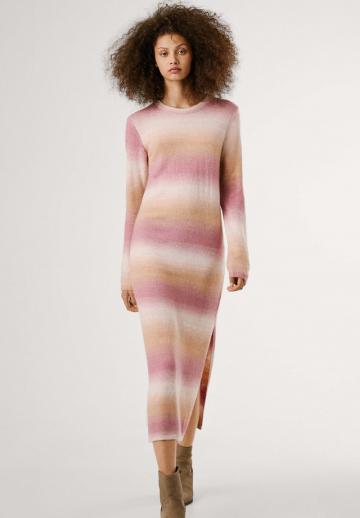 Вязаное платье
