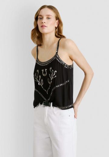 Топ на бретельках