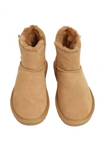 Зимние ботинки