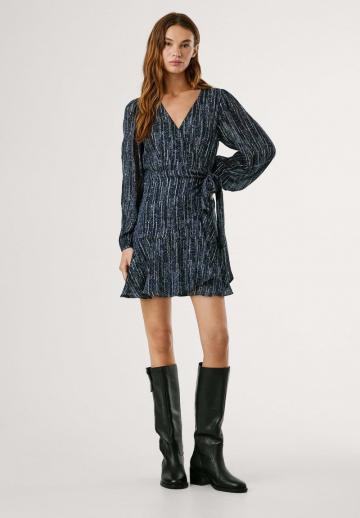 Короткое платье