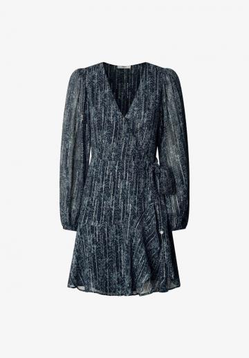 Короткое платье