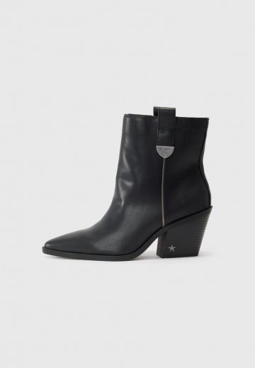 Полусапожки