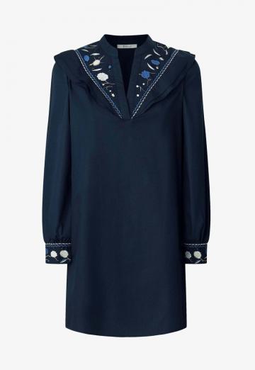 Короткое платье