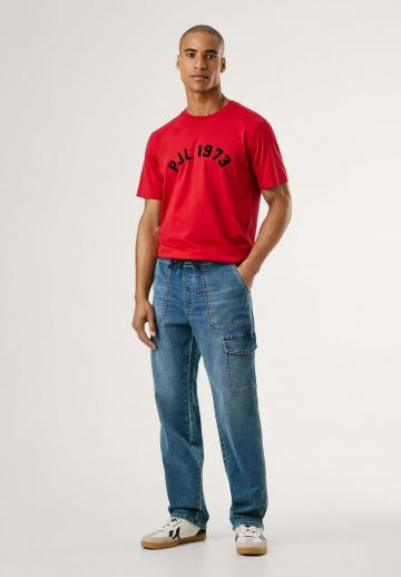 Прямые джинсы