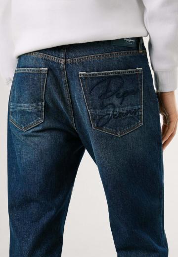 Прямые джинсы