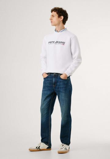 Прямые джинсы