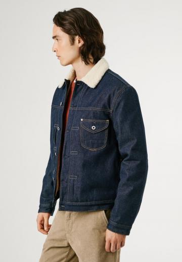 Джинсовая куртка