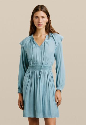 Короткое платье