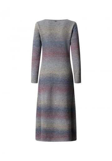 Вязаное платье