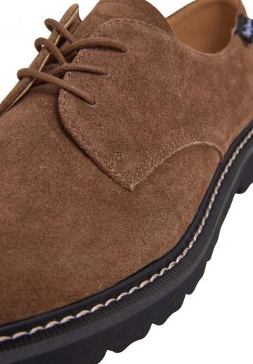 Ботинки на шнуровке