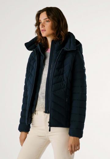 Зимняя куртка