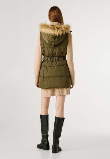 Длинный жилет