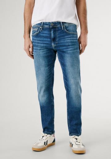 Узкие джинсы