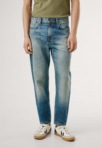 Прямые джинсы
