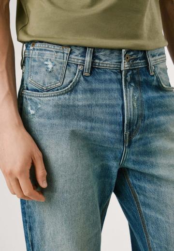Прямые джинсы