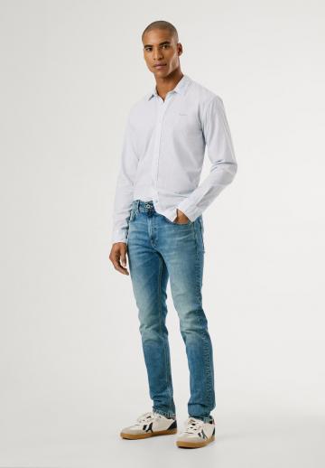 Прямые джинсы