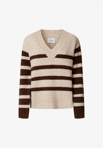 Пуловер в полоску