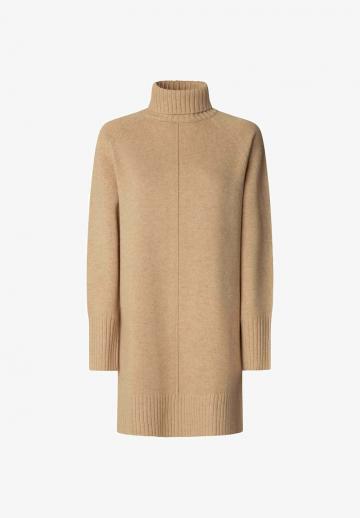 Вязаное платье