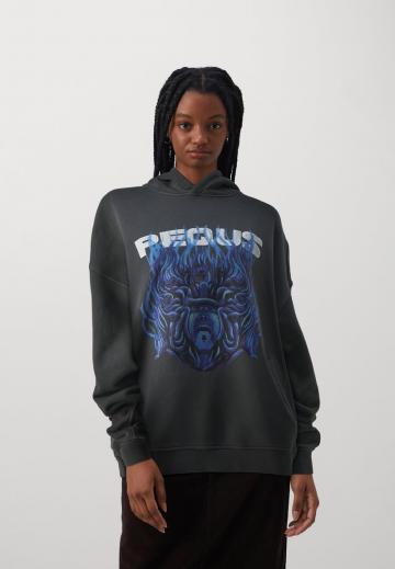 Пуловер с капюшоном