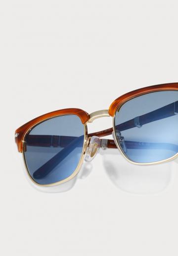 Солнечные очки