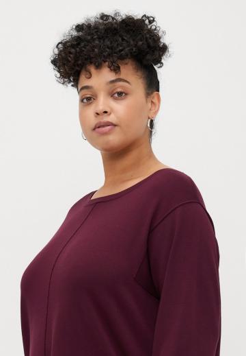 Длинный пуловер