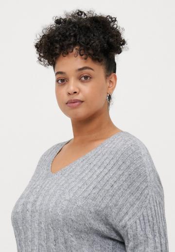 Длинный пуловер