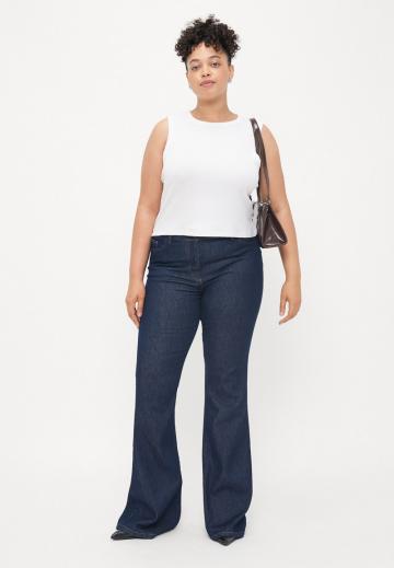 Клешеные джинсы