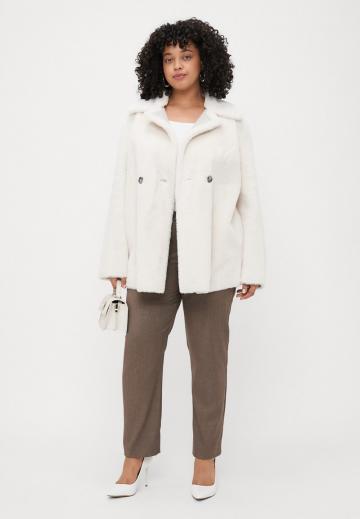 Короткое пальто