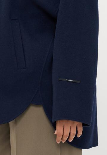 Короткое пальто