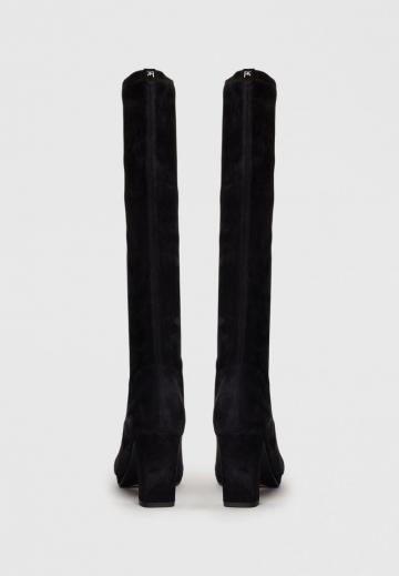 Высокие сапоги