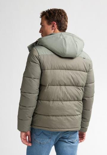 Зимняя куртка