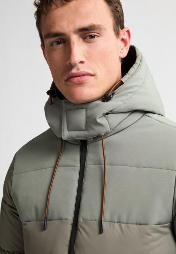 Зимняя куртка