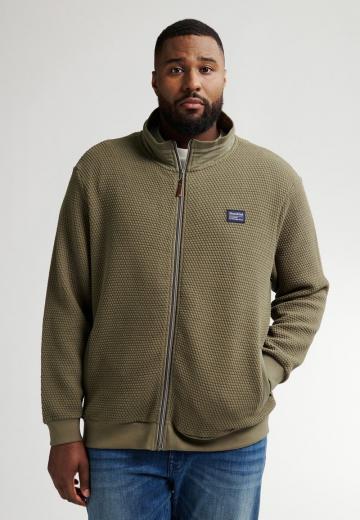 Вязаная кофта