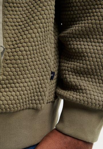 Вязаная кофта