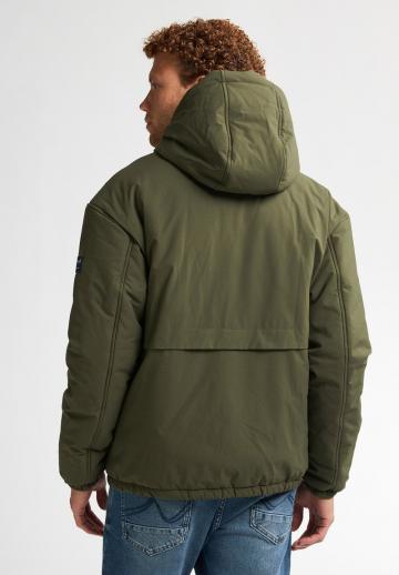 Зимняя куртка