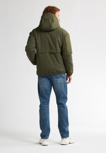 Зимняя куртка