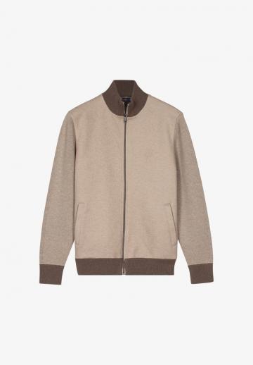 Вязаная кофта