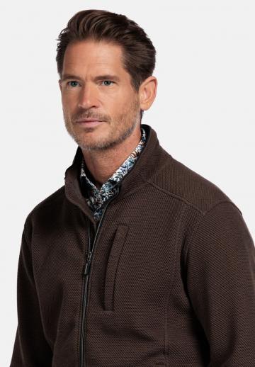 Вязаная кофта