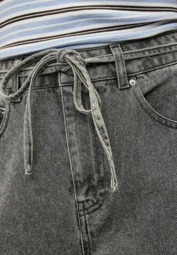 Свободные джинсы