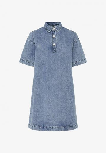 Короткое платье