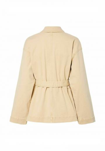 Куртка с накладнымит карманами