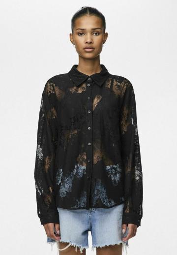 Кружевная блузка