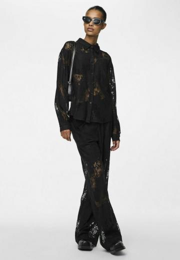 Кружевная блузка