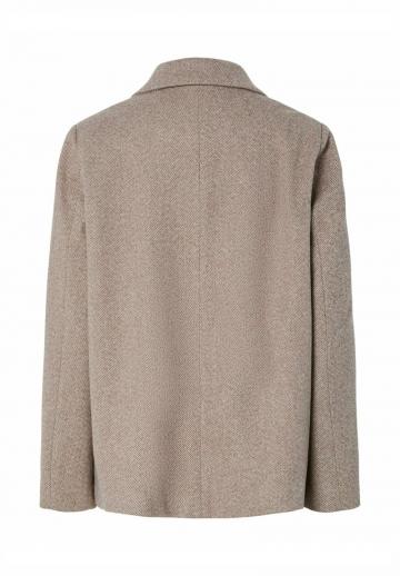 Короткое пальто