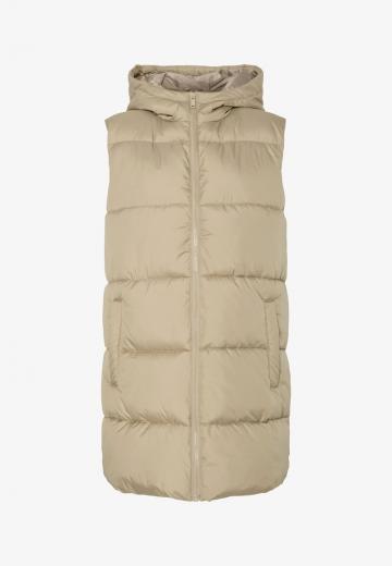 Длинный жилет