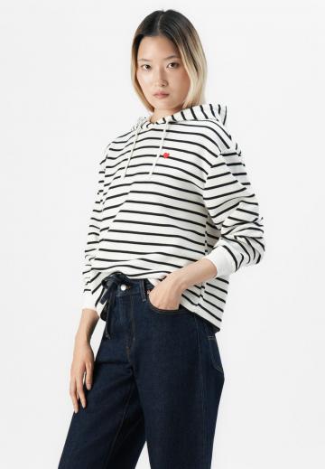 Пуловер с капюшоном