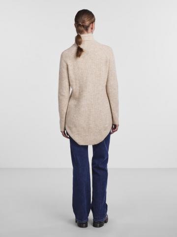 Длинный пуловер